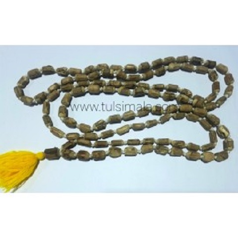 Tulsi-Japa-Mala-Natural-Cutting-Bead15.jpg